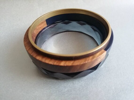 Three vintage bangles - changing colour lucite, a… - image 4