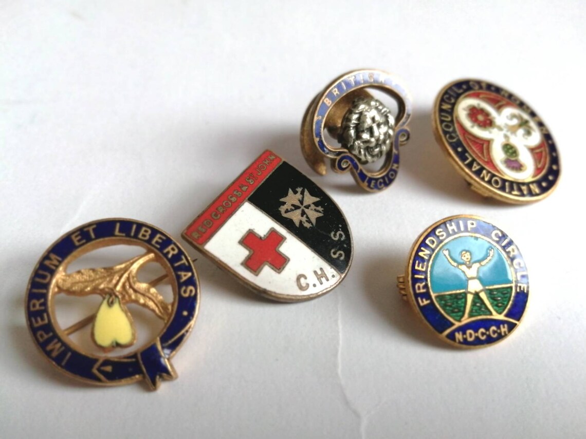 Assorted vintage enamel badges Etsy