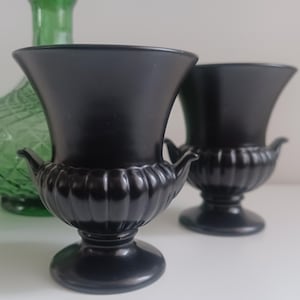 mini Wedgwood classic urn vases