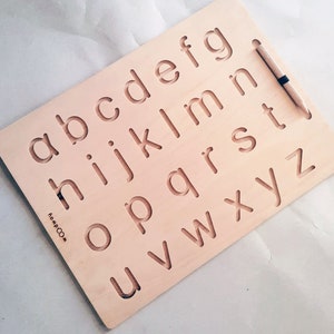 Träfärgat alfabetsspår | Latinska små bokstäver | Montessorimaterial i trä