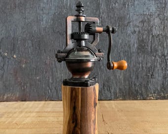 Macinacaffè rustico in legno di ulivo e noce / Macina spezie in legno fatto a mano / Macina sale e pepe artigianale / Utensili da cucina in legno