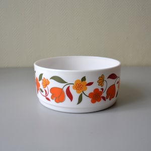 Vintage ARCOPAL bowl orange flowers 70s