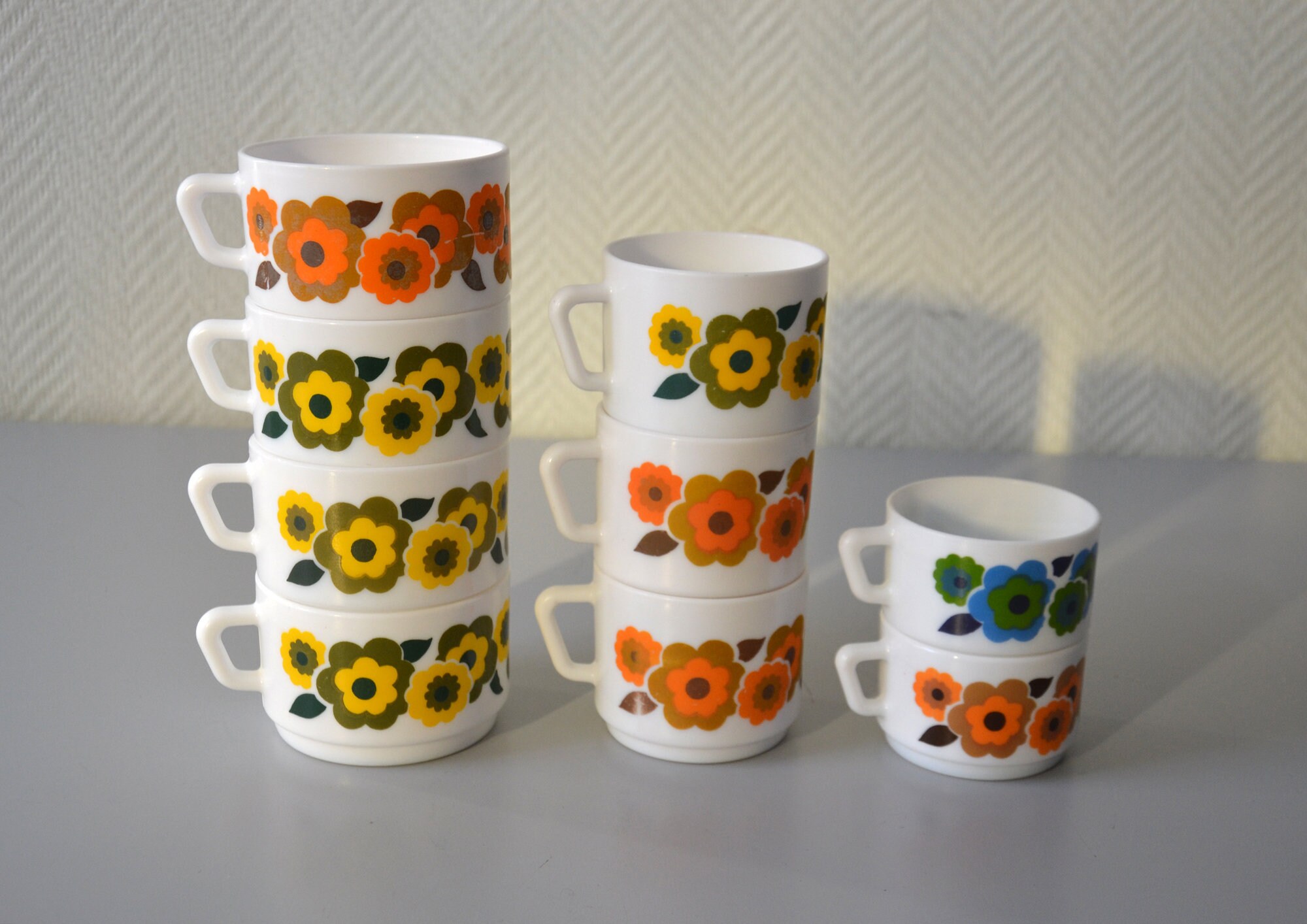 Lot de 9 Tasses en Arcopal Lotus