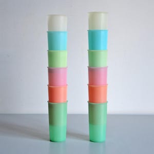 Set of 8 vintage Tupperware cups, tumblers, pastel color from the 60s, Made in Belgium and made in France