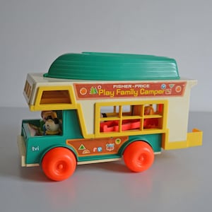 Vintage Play Family Camper FISHER PRICE Little People 70s