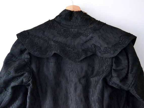 Antique French silk jacket 20s 30s, guipure and d… - image 8