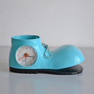 Vintage clown shoe-shaped clock 80s-90s