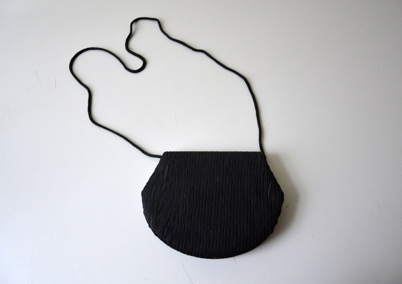 Vintage black satin Handbag shoulder bag 80s