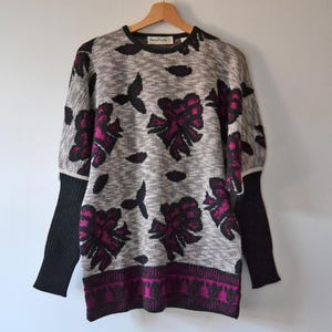 Pierre Cardin vintage jacquard trui, bloemenpatroon, retro jaren 80 mode, maat M