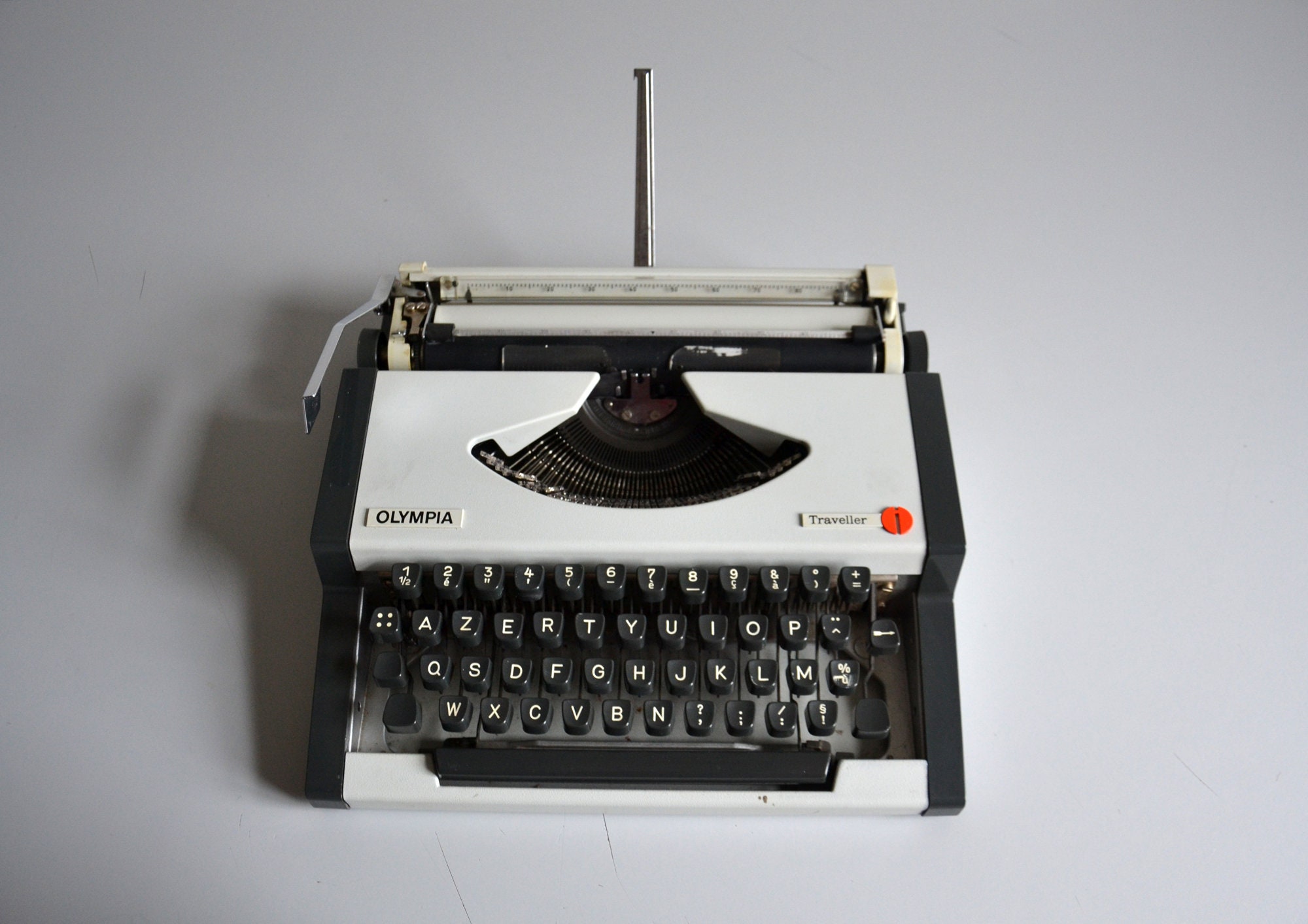 Machine à Écrire Vintage Olympia Traveller de Luxe Années 70