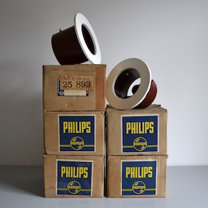 PHILIPS industrial spot lamp / vintage 70s lamp