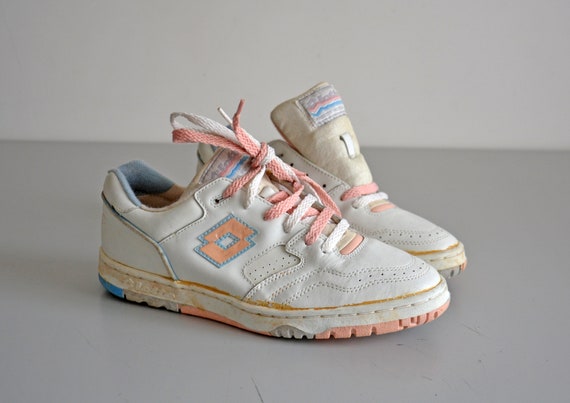 de wind is sterk Gedetailleerd Afwijking Vintage Sneakers Shoes LOTTO 90s - Etsy Israel