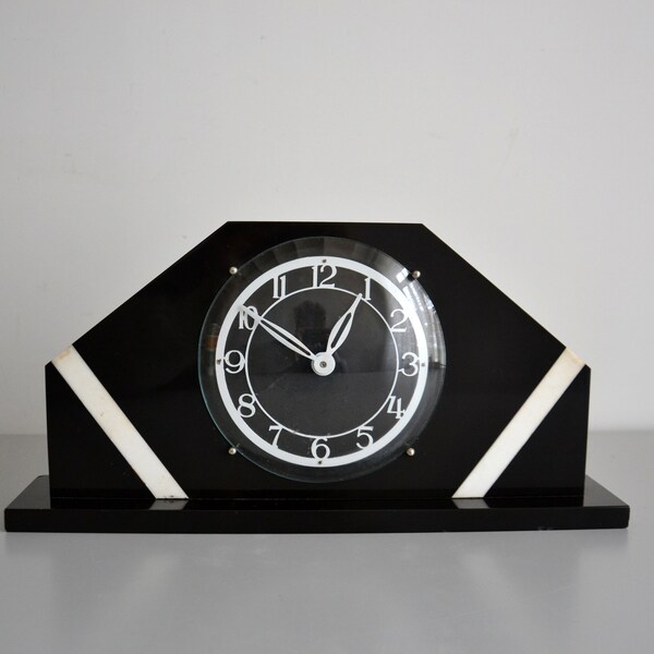 Horloge de buffet cheminée vintage en marbre noir et blanc, horlogerie anglaise