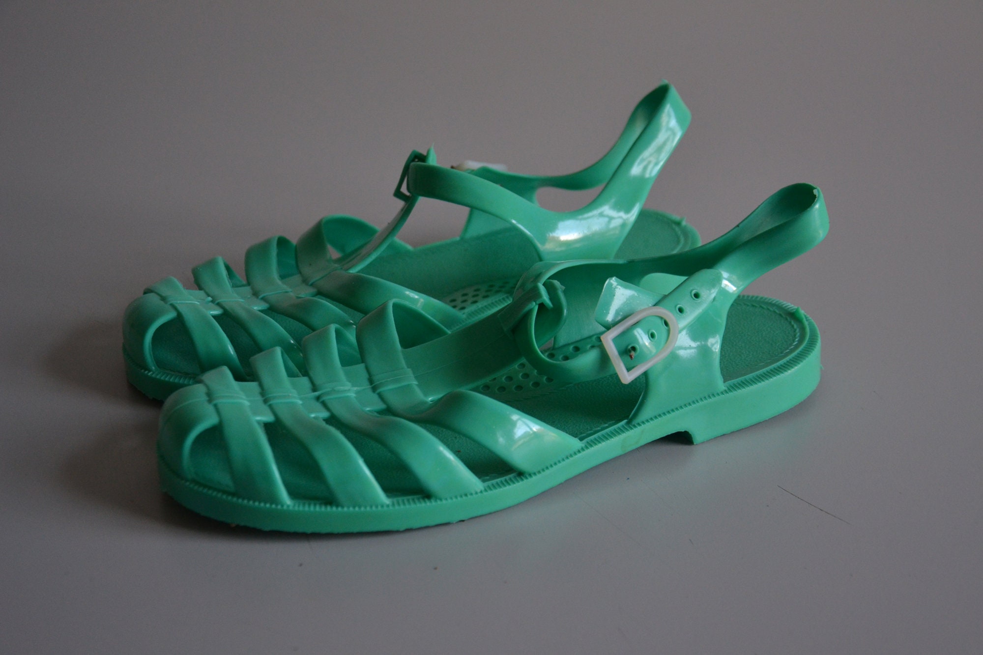 mens jelly sandals