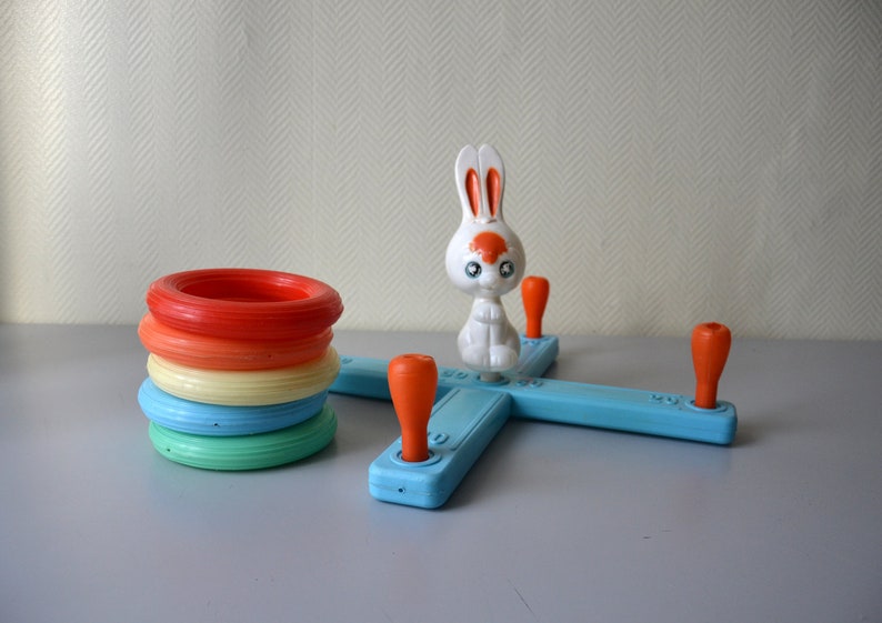 Game of throwing rings on bunny and carrots / outdoor target Etsy
