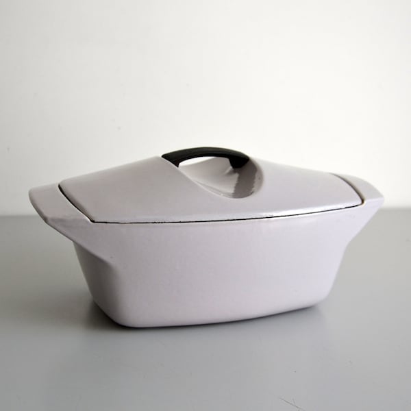 Cocotte vintage le Creuset, Coquelle grise 35, fait-tout en fonte émaillé, design Raymond Loewy années 50