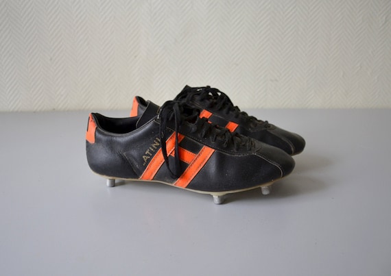 soccer shoes size 8