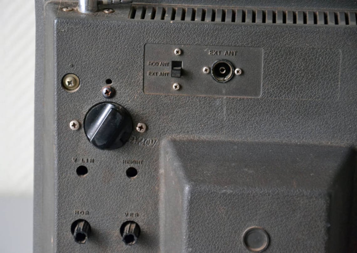 Vintage Television SONY solid State / Portable TV 70s Made in Etsy