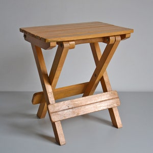 Folding stool in transportable beech wood, vintage 60s