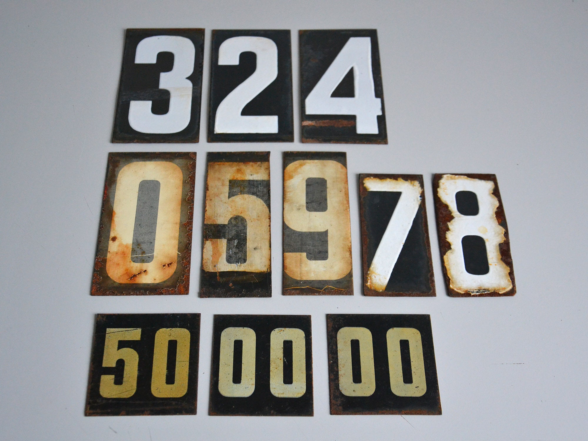 Lot de 11 Numéros Vintage/Ancienne Plaque Émaillée Française