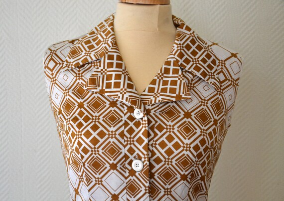 Vintage 70s dress DESMOULINS Monte-Carlo made in France Sleeveless dress pop color flower pattern us size 10 new old stock