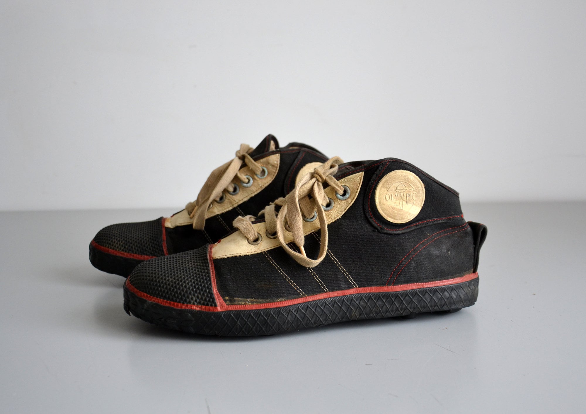 Almindelig radius stål Vintage Sneakers KENT Olympic Rare Model of 50s Sneakers Made - Etsy