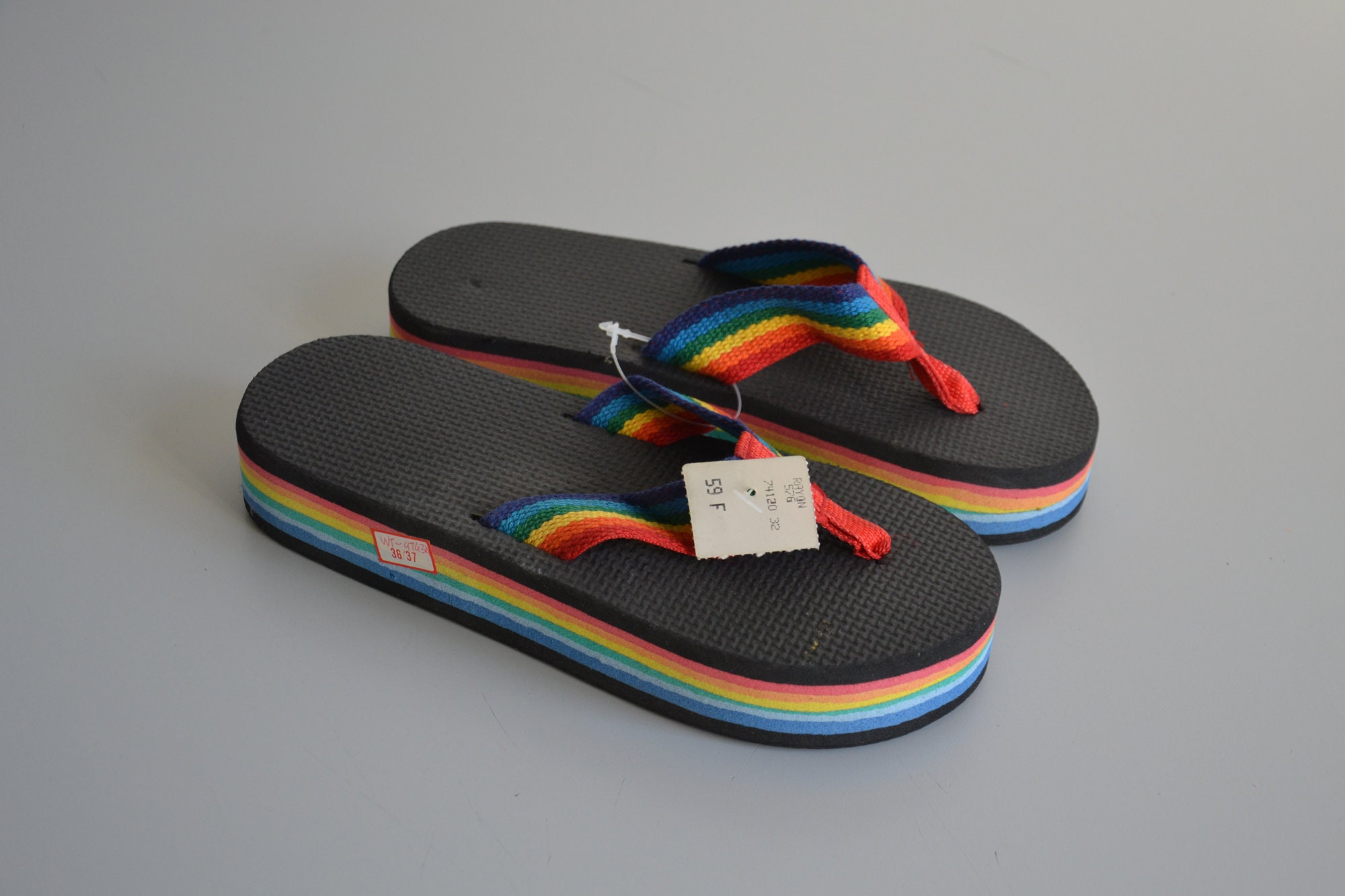 Vintage Rainbow Flip-flop, 80s Beach / New Old Stock -  Ireland