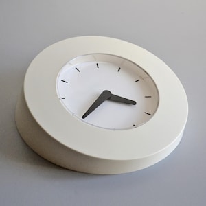 Vintage IKEA Kvarta wall clock, white, design Henrik Preutz, 1999