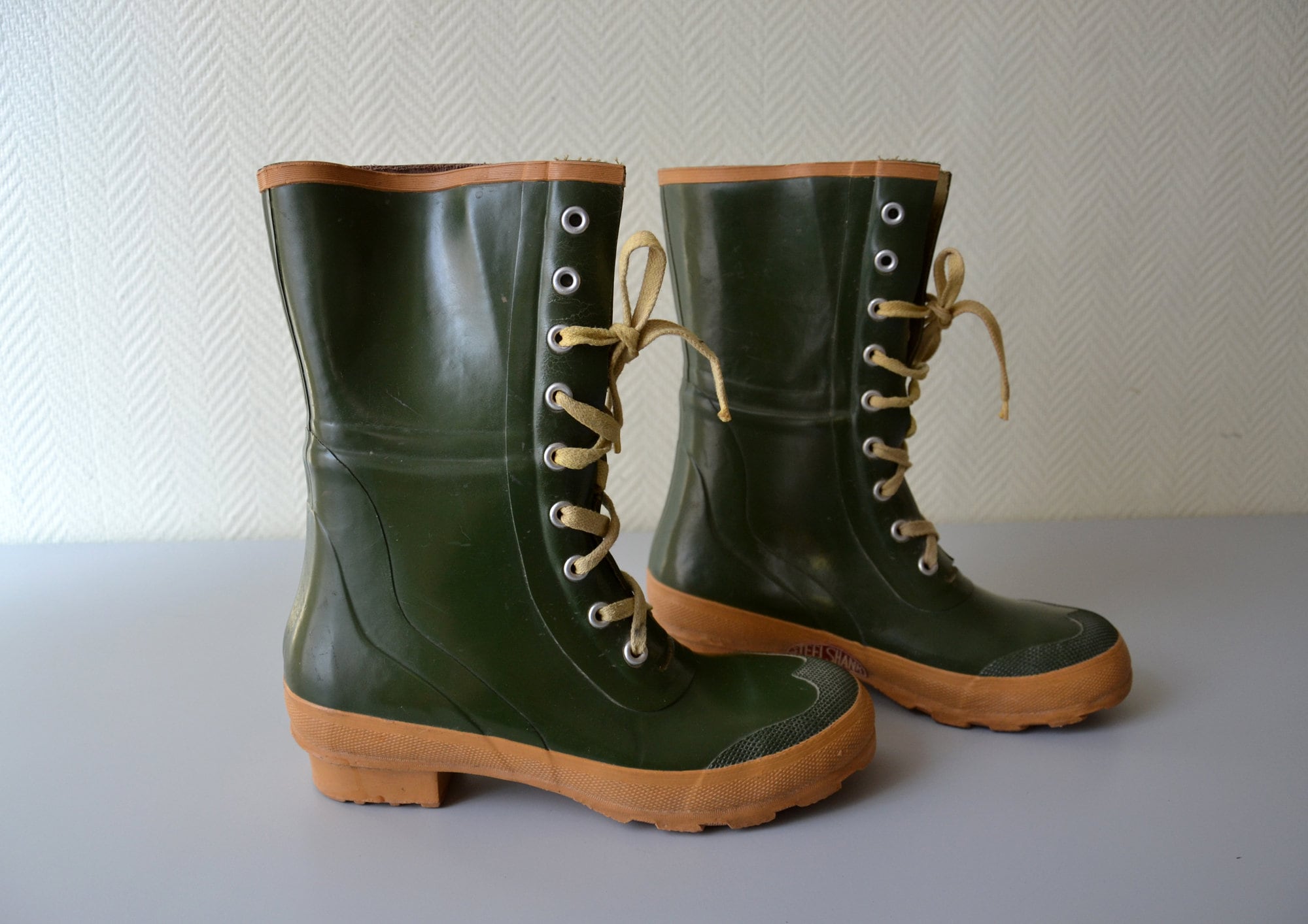 Pair of Vintage Rubber Boots STEEL SHANK Made in Korea Etsy Hong