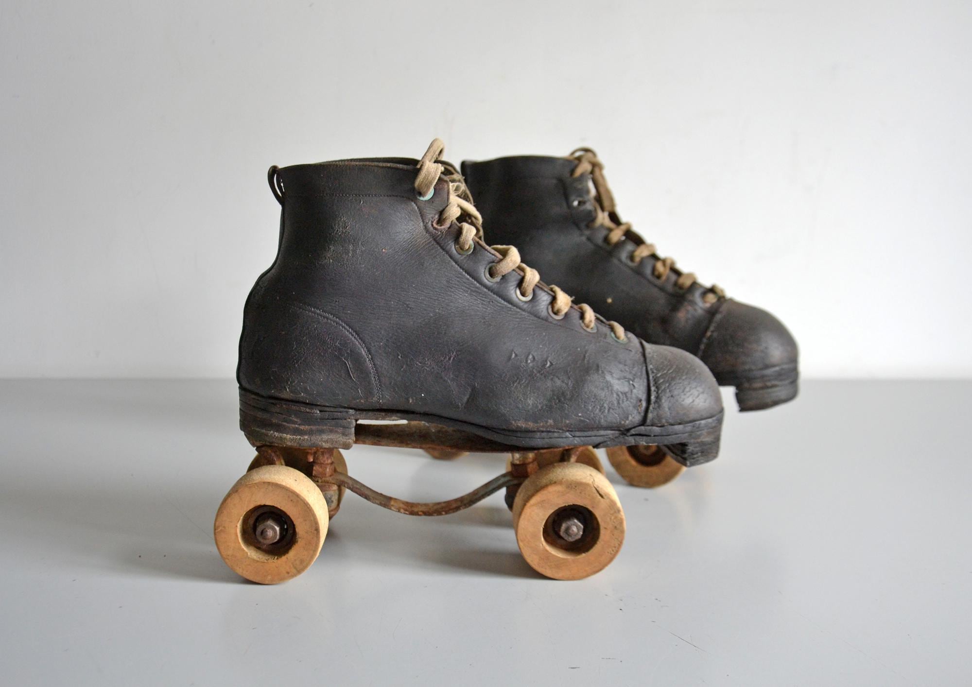 アンティーク木製ローラースケート、ANTONIOボルドーフランススポーツ