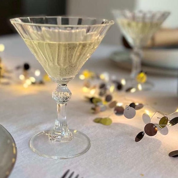 Set of two Vintage Style Cocktail Glasses