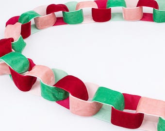 Velvet Ribbon Chain Link Garland