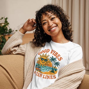 Good Vibes & Tan Lines - T-shirt pour femme