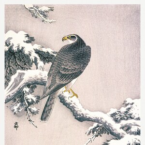 Azor en una rama fina cubierta de nieve por Ohara Koson Impresión clásica en papel de lienzo fino Decoración artística de la pared Regalo para el hogar Reproducción de pintura al óleo para el hogar