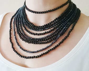 Collier ras du cou multi-brins, bijoux noirs, cadeaux pour femmes, collier ras du cou perlé, bijoux de déclaration / cadeau de la Saint-Valentin