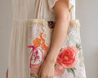 Boho Patchwork Tote Bag: Handmade Lace Embroidered Fabric Shoulder Bag Floral
