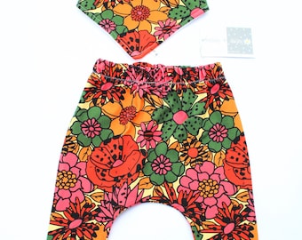 Autumn Bloom Leggings, baby Leggings, Gender Neutral Baby Leggings, Freckles and Daisies, Baby Shower Gift.