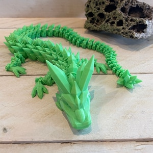 Dragon de cristal articulé