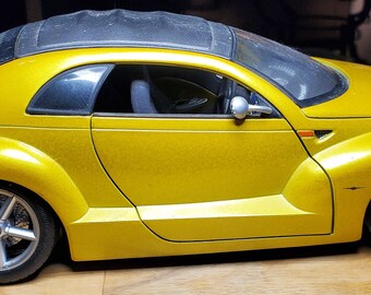 Maisto Chrysler Pronto Cruizer Concept Coupe 1/18 Green Diecast