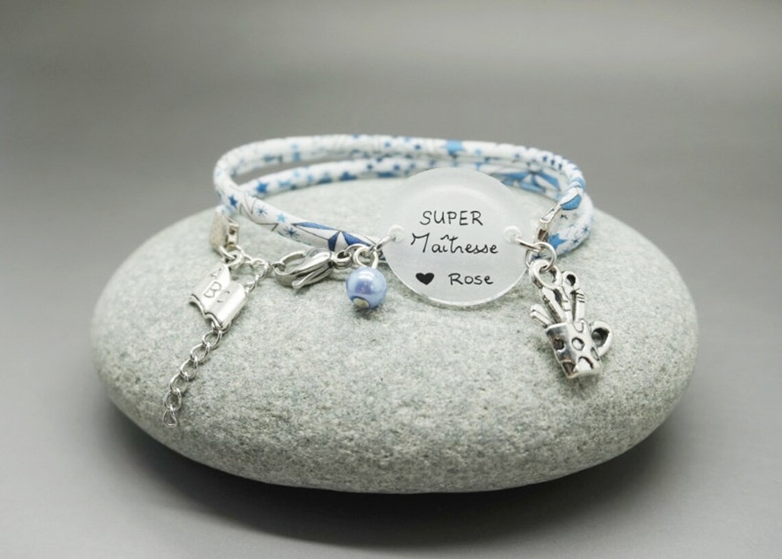 bracelet liberty bleu cabochon Super Maîtresse image 0