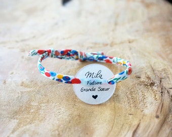 future big sister bracelet - personalized first name bracelet - child bracelet - little sister - promoted big sister - baby pregnancy announcement