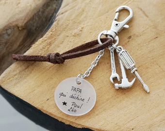 key ring engraved "Daddy who tears" + customizable child's first name - dad birthday gift - Father's Day - pregnancy announcement