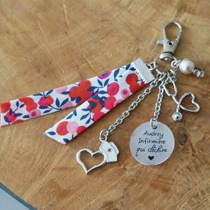 Personalized "Awesome Nurse" Keychain – End-of-internship gift for nursing students, thank you caregivers, hospital, nursing home