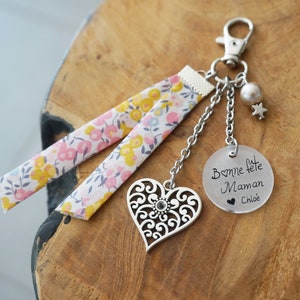 engraved key ring Mom + customizable first name - happy mom's day - mother's day - super loving mom - happy grandma's day grandma's day