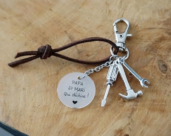 key ring engraved "Dad and husband who rocks" + customizable child's first name - Father's Day - dad gift - dad birthday dad keychain