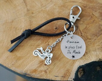 porte clef gravé "Parrain le plus cool du monde" moto personnalisable - cadeau parrain - anniversaire parrain - demande parrain