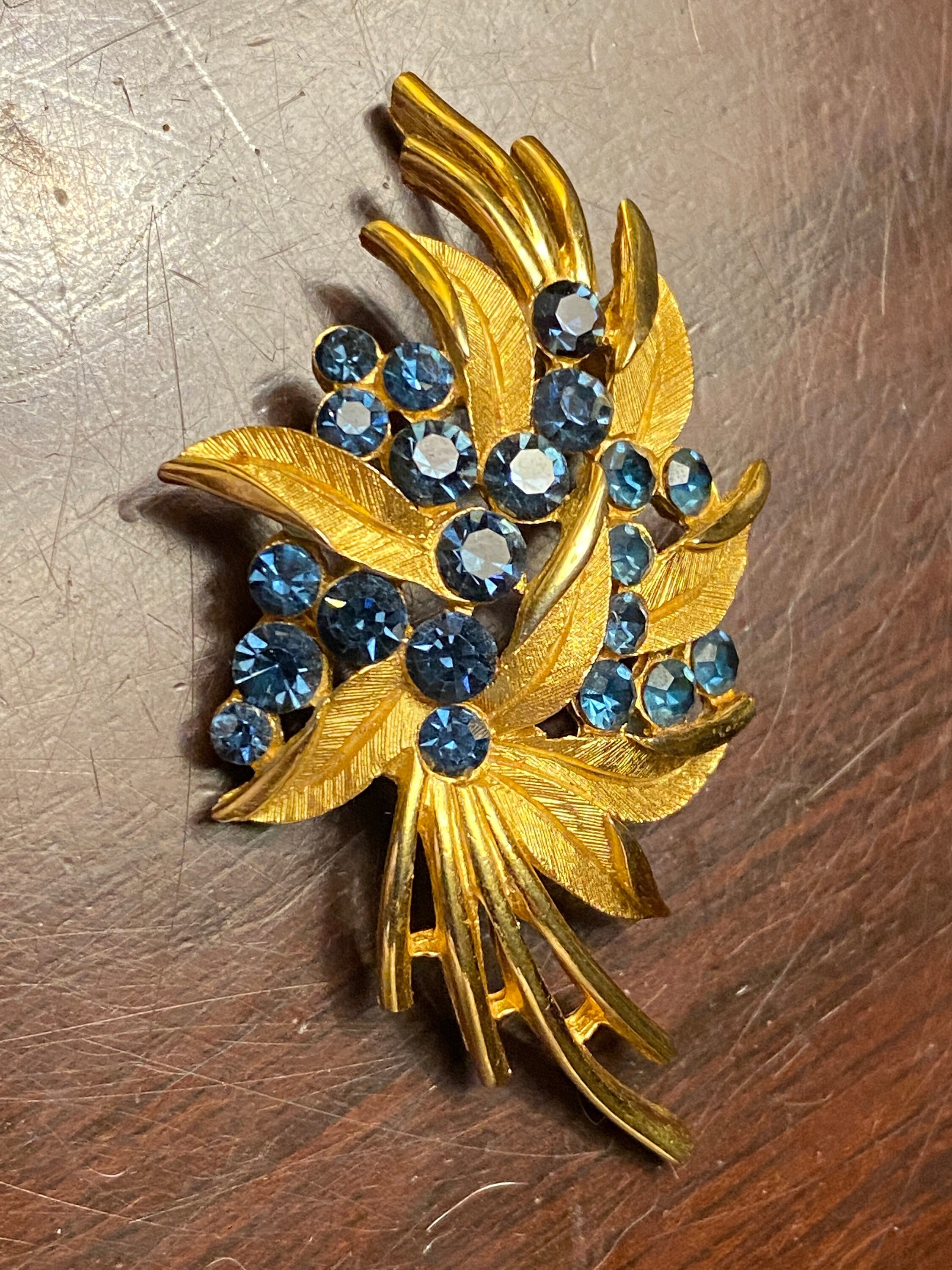 CROWN TRIFARI Blue Sapphire Rhinestone Vintage Brooch Pin Signed - Etsy