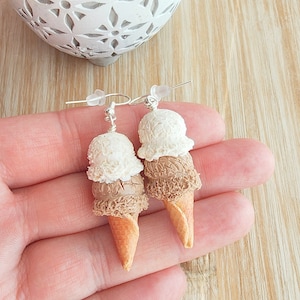 Eis Waffel Ohrringe, Miniatur Essen Schmuck, handgemachte Ohrringe, Fimo Schmuck