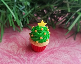 handmade christmas tree cupcake charm