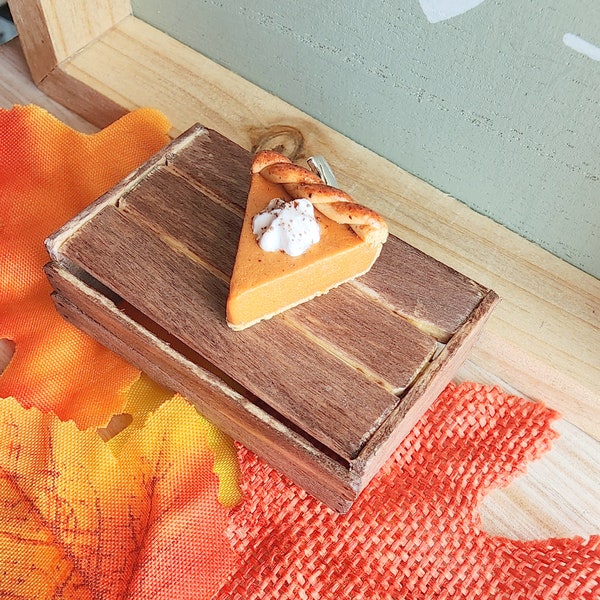 pumpkin pie charm/handmade polymer clay jewelry